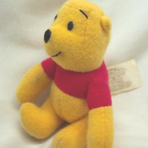 Vintage Poseable WINNIE THE POOH Teddy Bear 3&quot; Mini Stuffed Animal Toy 1990&#39;s Mcdonald&#39;s