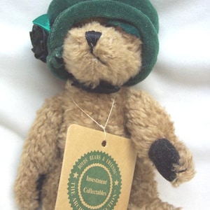 Vintage 1996 Boyds Archive Collection BLANCHE Teddy Bear W/ Green Fancy Hat 7&quot; Plush Stuffed Animal Toy Boyd&#39;s Bears 1990&#39;s