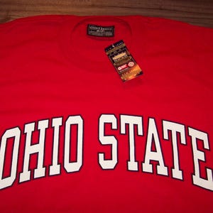 Vintage OHIO STATE UNIVERSITY Buckeyes T-Shirt Mens Medium New Y2K Red