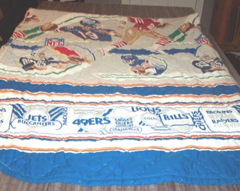 Vintage 1980's NFL FOOTBALL TEAMS Quilt Blanket Bed Spread 90 X 108 Bears 49ers Dolphins Giants Raiders Browns Sears