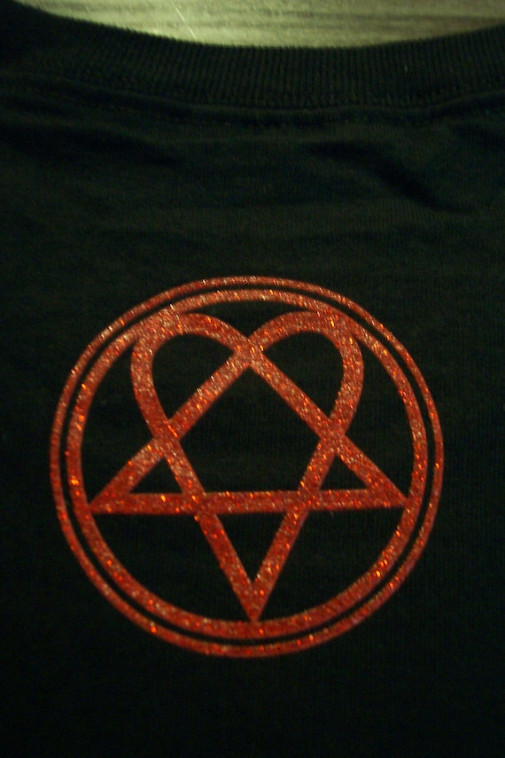 Vintage 2005 HIM H.I.M. HEARTAGRAM Band T-shirt Mens XL New Bam