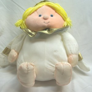 May include: A rustic wooden sign with the text "Welcome to our porch" in white lettering. The sign features a distressed finish and a simple, inviting design, perfect for outdoor decor.