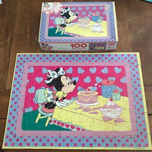 Vintage Walt Disney Minnie Mouse Birthday Party Cak Jigsaw Puzzle 1980&#39;s 100 Pieces Jaymar Going to Party.