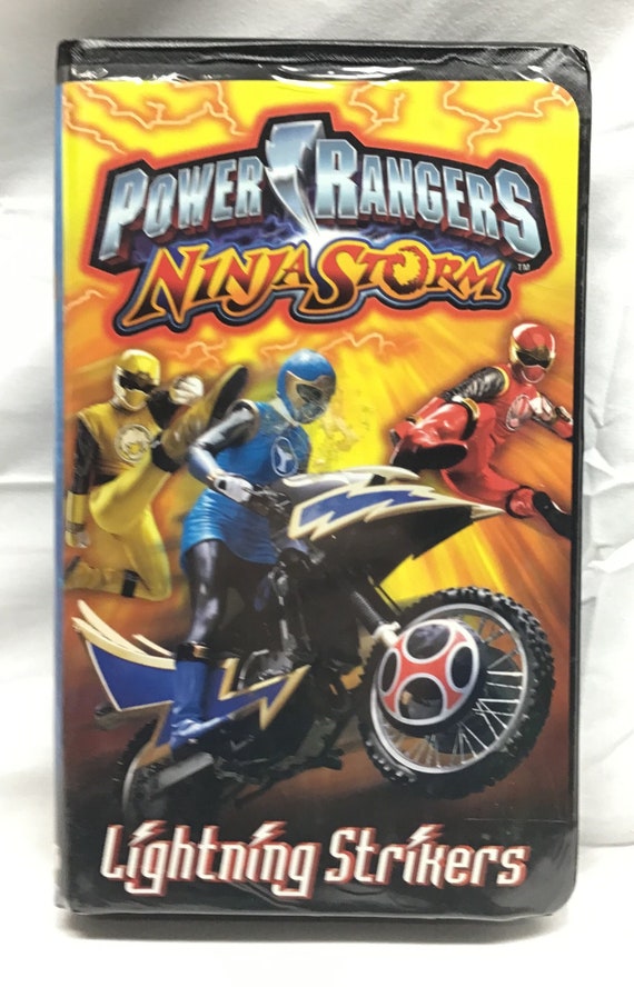 Vintage Mighty Morphin Power Rangers NINJA STORM Lightning