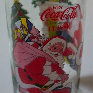 Vintage Coca-Cola Coke SANTA CLAUS CHRISTMAS 6&quot; Collector&#39;s Glass Cup 1980&#39;s