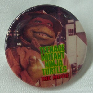 Vintage 1990 Teenage Mutant Ninja Turtles The Movie Raphael in Disguise 2&quot; Collectible BUTTON Pin Collectible 1980&#39;s