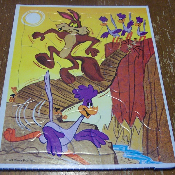 Antique Vintage 1973 Whitman WB Looney Tunes Road Runner Wile Coyote Frame Tray PUZZLE 1970's