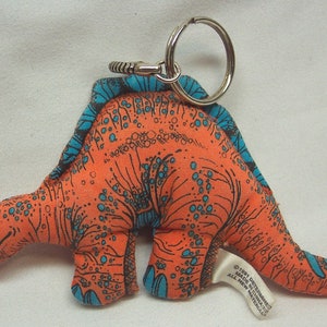 Vintage 1991 STEGOSAURUS DINOSAUR 9&quot; Plush Stuffed Animal Toy Keychain 1990&#39;s