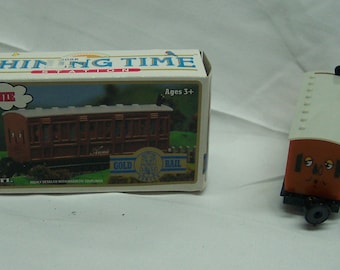 Vintage 1993 Ertl Thomas & Friends ANNIE Coach Railway Train Tank Engine Gold Rail