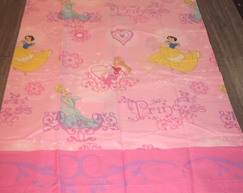 ★ ヴィンテージ フラットシーツ　ツインサイズ　ディズニープリンセス ビンテージシーツ ディズニープリンセス パステルカラー