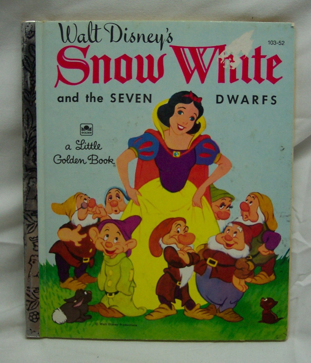 Vintage Walt Disney Snow White and the Seven Dwarfs A Little Golden ...