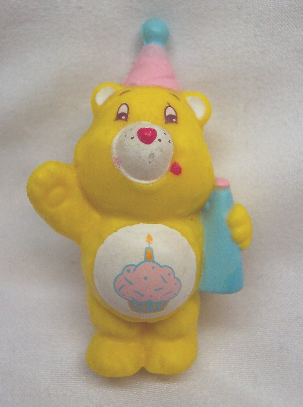 Vintage 1983 The Care Bears Yellow BIRTHDAY BEAR 2" PVC Toy Figure 1980's Agc Cake Topper