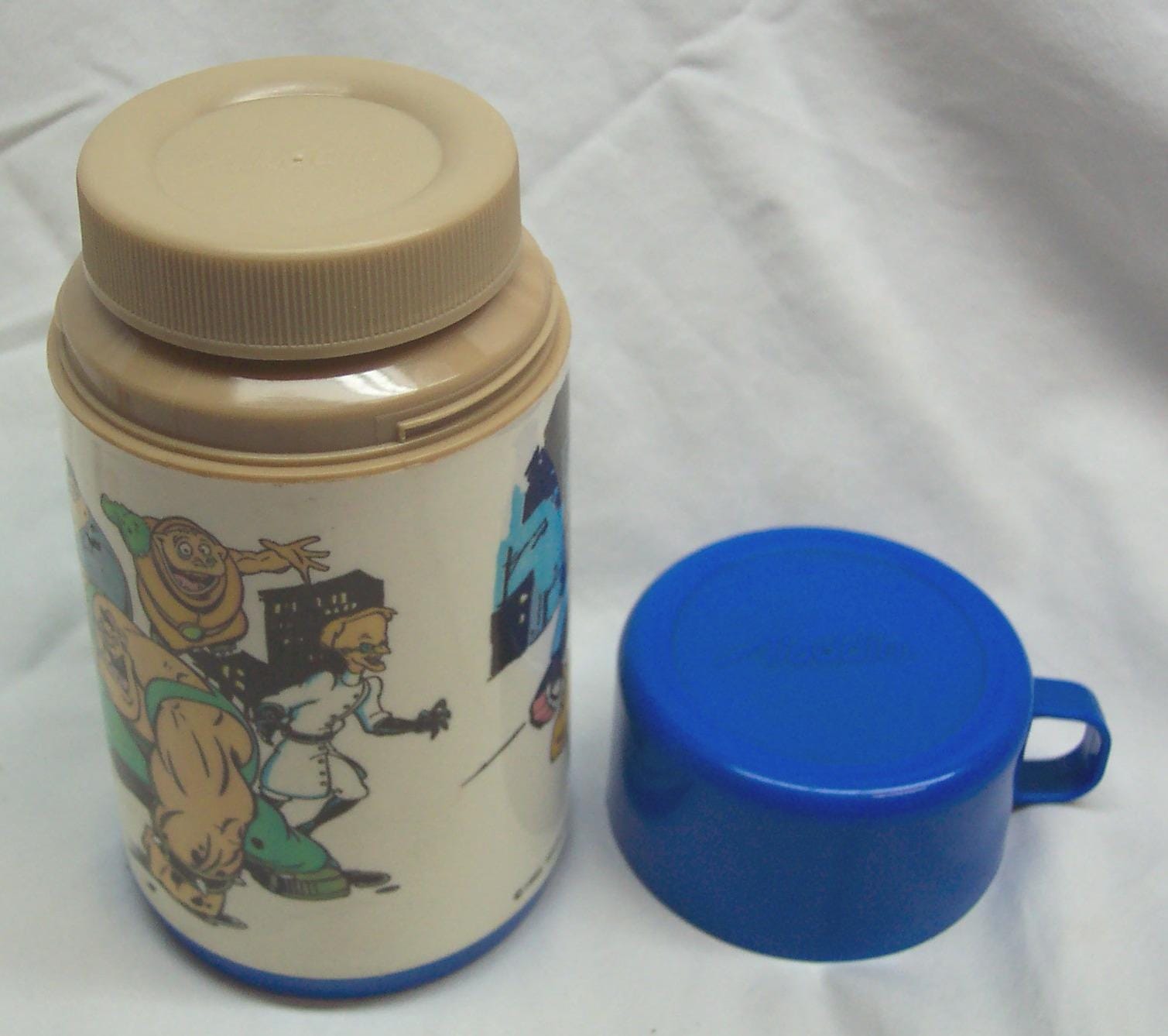 Vintage 1993 BIKER MICE From Mars Plastic Lunchbox THERMOS With