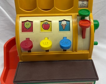 Caja registradora Fisher Price 926 vintage de 1974, juguete con botones de timbre que funcionan, sin monedas, preescolar.