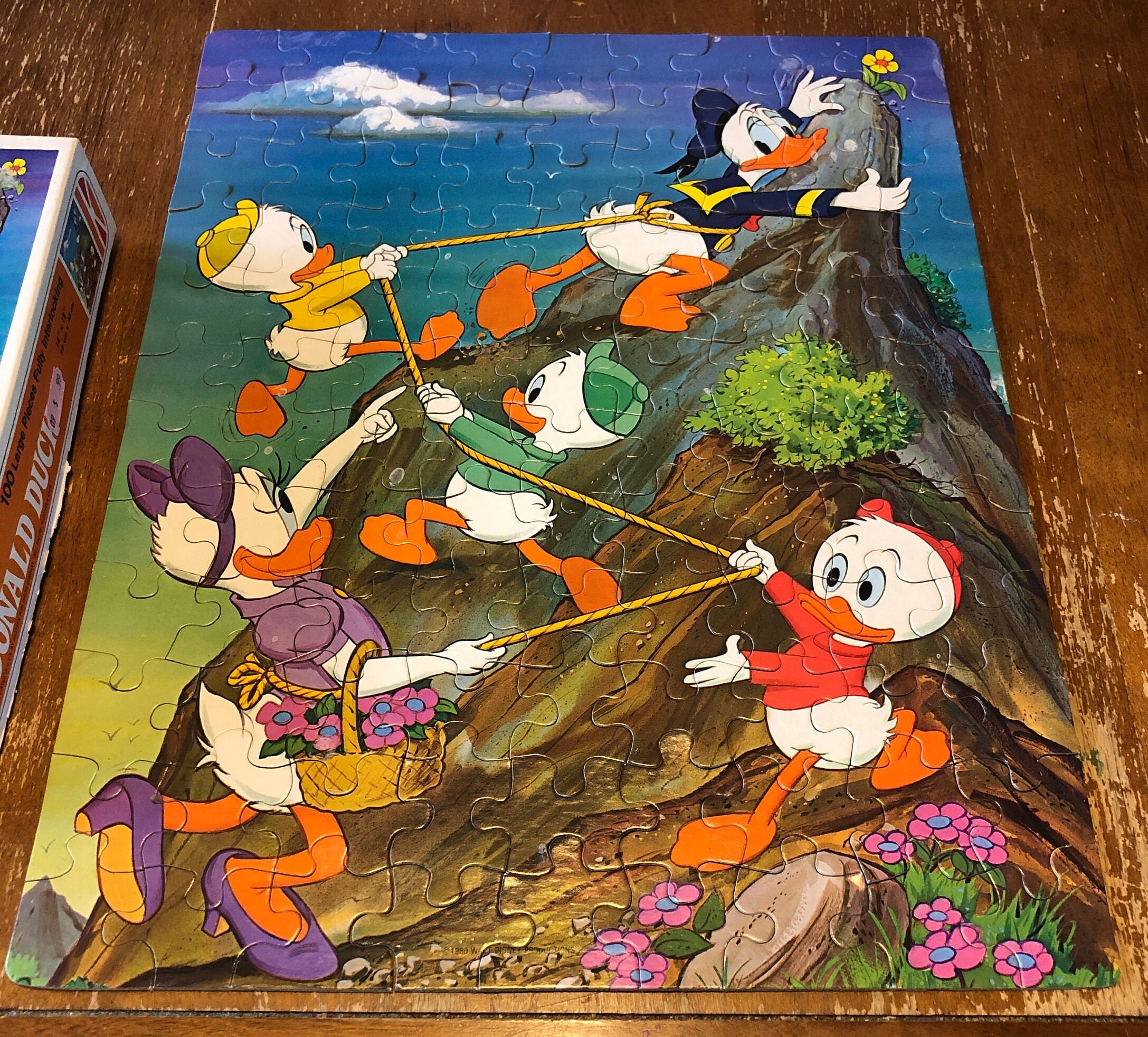 Vintage 1980 Walt Disney Donald Duck Daisy Duck Nephews Jigsaw