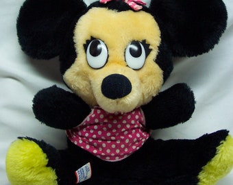 Vintage 1980's Walt Disney Original MINNIE MOUSE 8" Plush Stuffed Animal Toy