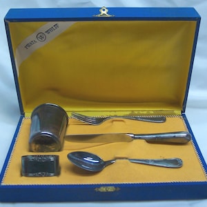 Vintage PRATA WOLFF Children's Silver Plated Flatware Cup Set With Original Display Box