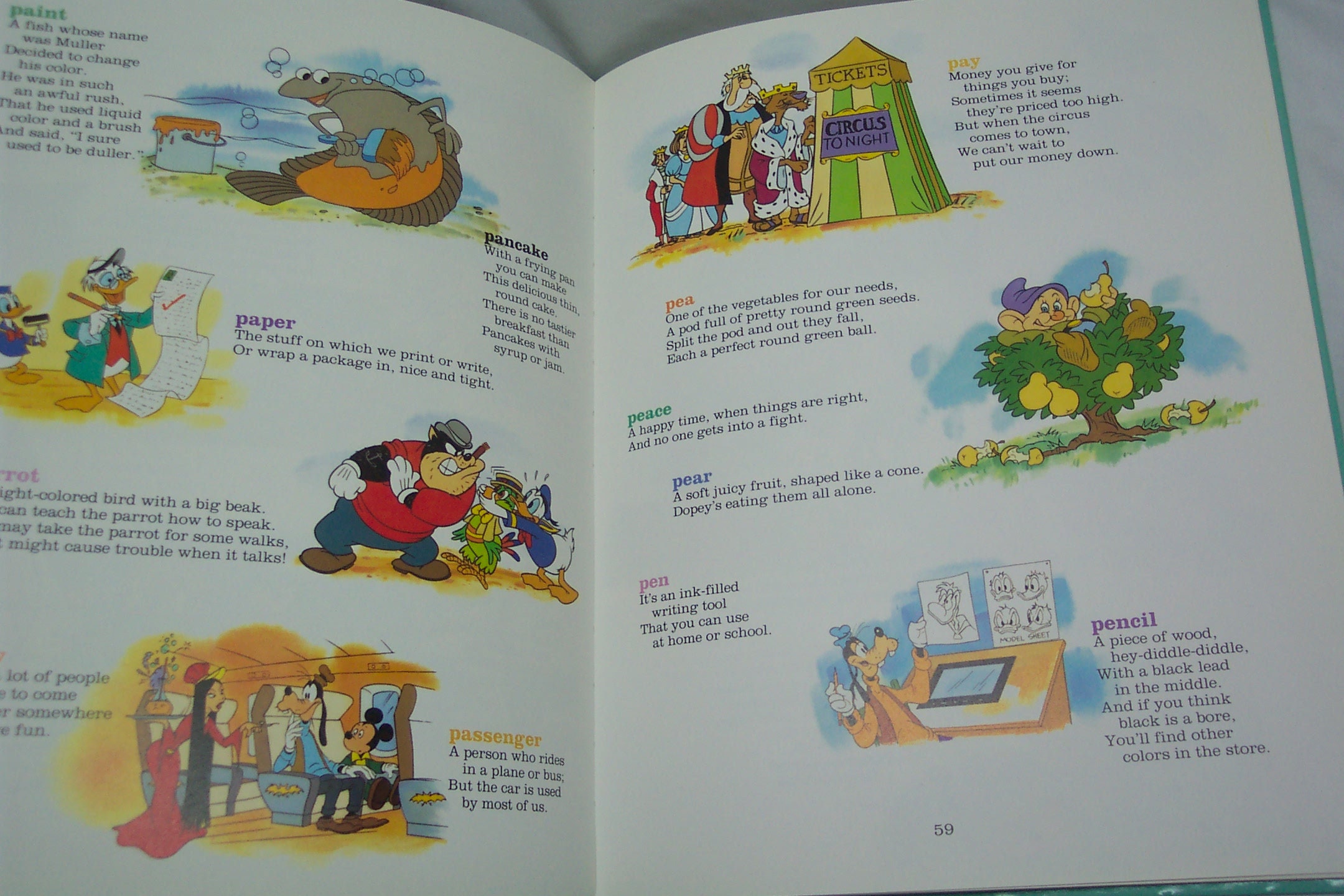 Vintage 1989 Walt Disney's My Viery First DICTIONARY