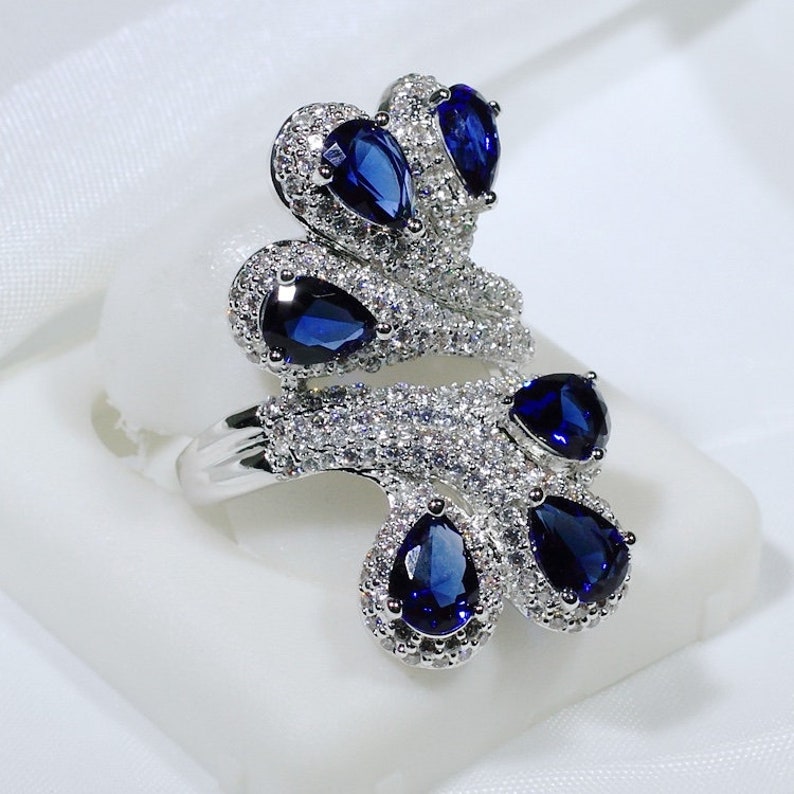 ID:R7123-2 Women 18K White Gold GF Jewelry\u00a0Sapphire Clear Stone Accent Peacock Tail Cocktail Ring