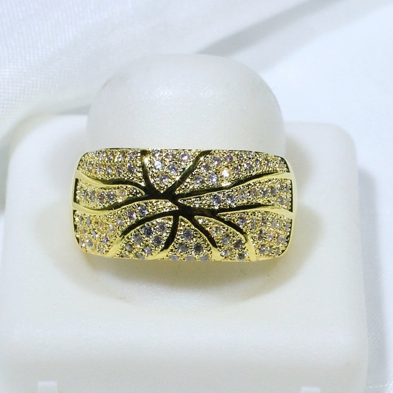 ID:R6385 Women 18K Yellow Gold GF Fashion Jewelry Glittering Clear Gemstone Anniversary Gift Band Ring