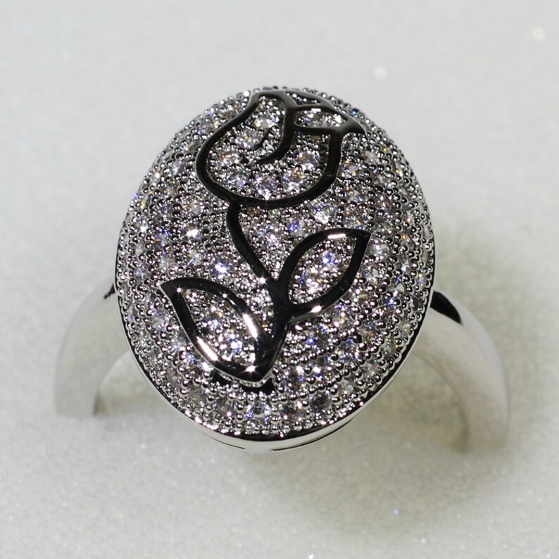 ID:R6436 Women 18K White Gold GF Fashion Jewelry Tulip Flower Design Clear Gemstone Cocktail Ring