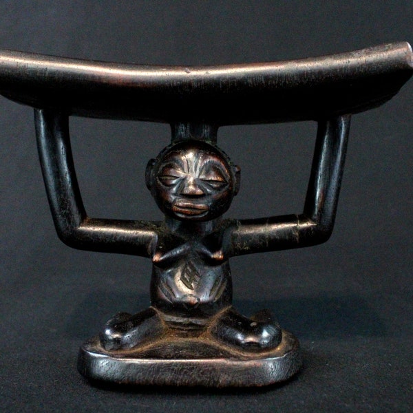 Afrikaanse tribale Afrikaanse kunst - Arte Africano Africana Head Rest Kunst - Zeer mooie Luba Shankadi neksteun - Vintage kralen hout - 16 Cms