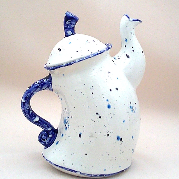 Retro Classic Blue Sassy Teapot