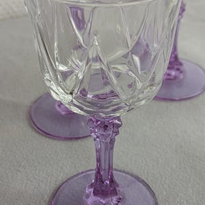 French Cristal d'Arques Lude Lilas glasses on lilac/purple stem