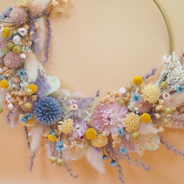 Crown of dried flowers Colette