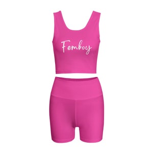 Ensemble de gymnastique taille haute Femboy assorti en tissu stretch rose avec Femboy sur le dessus : idéal pour les femboys et les poules mouillées.
