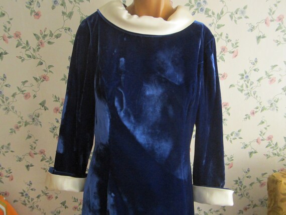 midnight blue velvet evening dress