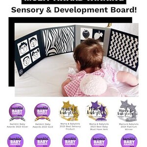Puede incluir: Un tablero sensorial en blanco y negro con varias texturas y patrones. El tablero est&aacute; dise&ntilde;ado para beb&eacute;s y ni&ntilde;os peque&ntilde;os para que exploren y aprendan. El tablero ha ganado varios premios, incluyendo "Mejor producto sensorial" y "Mejor art&iacute;culo indispensable para beb&eacute;s".