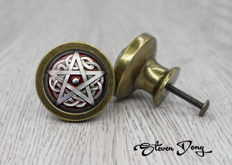 Wicca Pentacle  Retro Bronze Dresser Knobs  Cabinet Knobs  Furniture Knobs  5 Colors to Choose  Customized