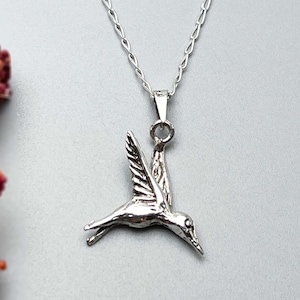 Hummingbird Necklace – 925 Sterling Silver Bird Necklace – Silver Hummingbird Jewelry for Women – Dainty Bird Pendant Gift
