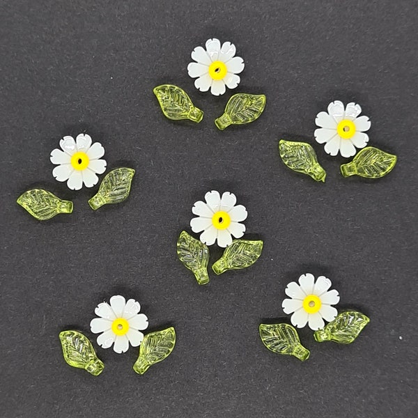 Daisy flower beads and leaves