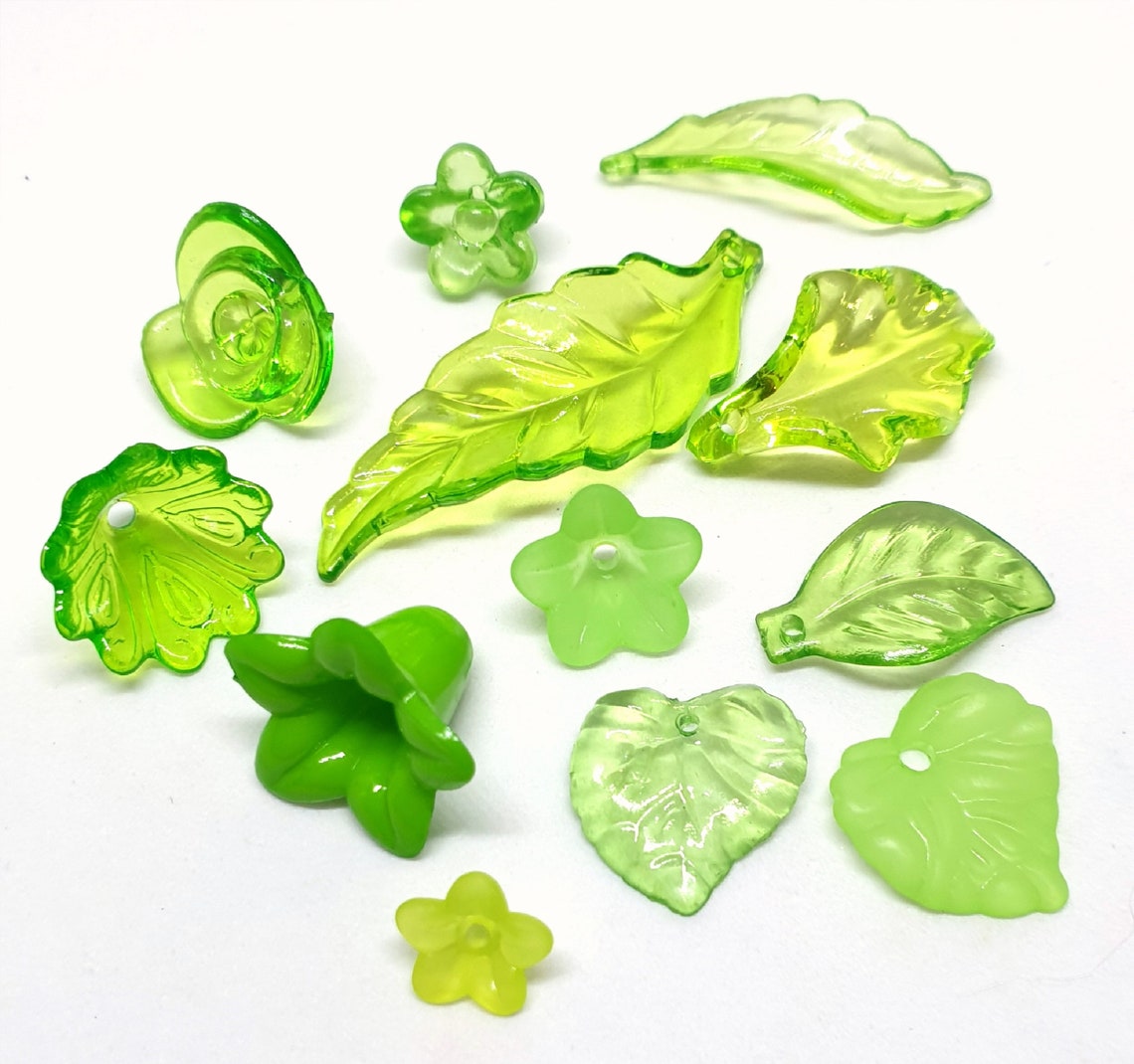 25g Of Acrylic Leaves Foliage Beads Etsy Il 1140xN.2989373084 Ev5h