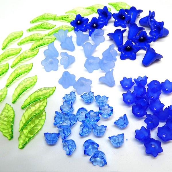 Perles de campanule bleues en acrylique et feuilles