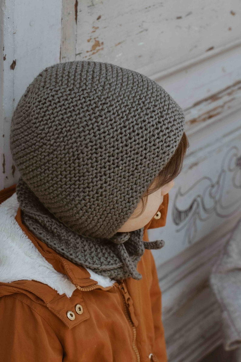 Knitting Pattern Bonnet MAIAH imagem 1