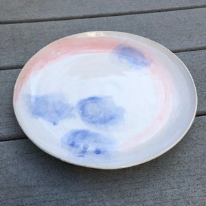 Flat serving platter
