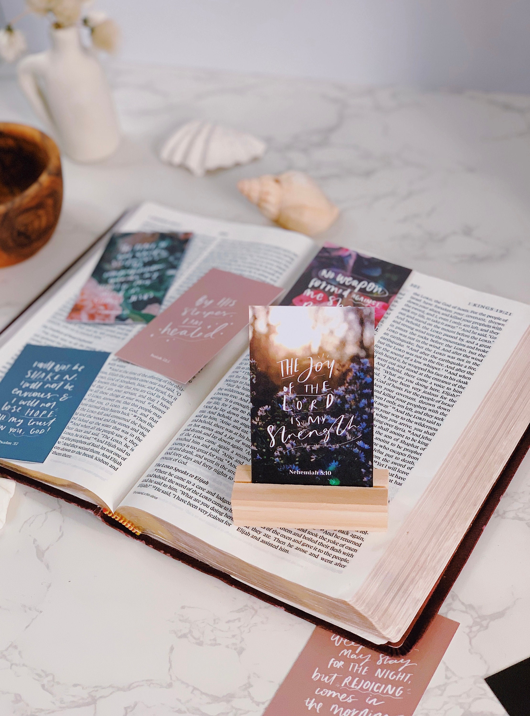 Scripture Affirmation Cards, Pocket Truths, 15 Scripture Based Declaration Cards, Gifts for Christian Women, Positive Affirmation cards