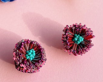 Purple Daisy Clip on Earrings, Beaded Flower Statement Earrings, Unique Dainty Earrings, Lightweight Boho Earrings, Bridal Flower Earrings