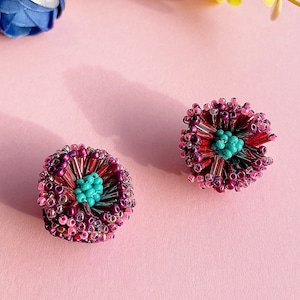 Purple Daisy Clip on Earrings, Beaded Flower Statement Earrings, Unique Dainty Earrings, Lightweight Boho Earrings, Bridal Flower Earrings image 1