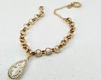 Dainty Gold Chain Bracelet with Teardrop Crystal Charm | Perfect Gift for Her