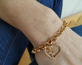 Dainty Gold Heart and Flower Charm Bracelet, Gold Filled Stacking Heart Drop Charm Chain Bracelet, Minimalist Gold Bracelet, Heart Jewelry