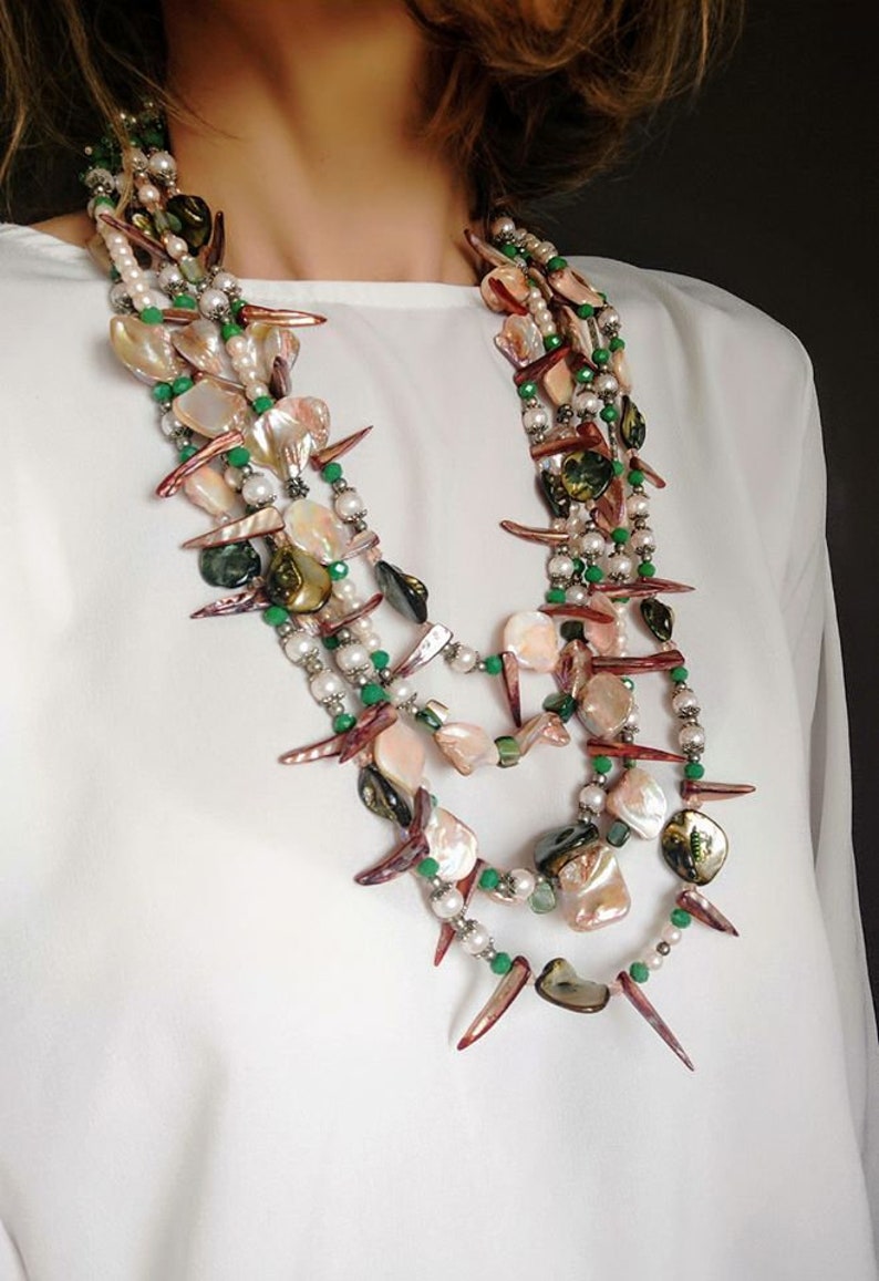 Multi Strand Pearls Necklace Classic Chunky White Green image 5