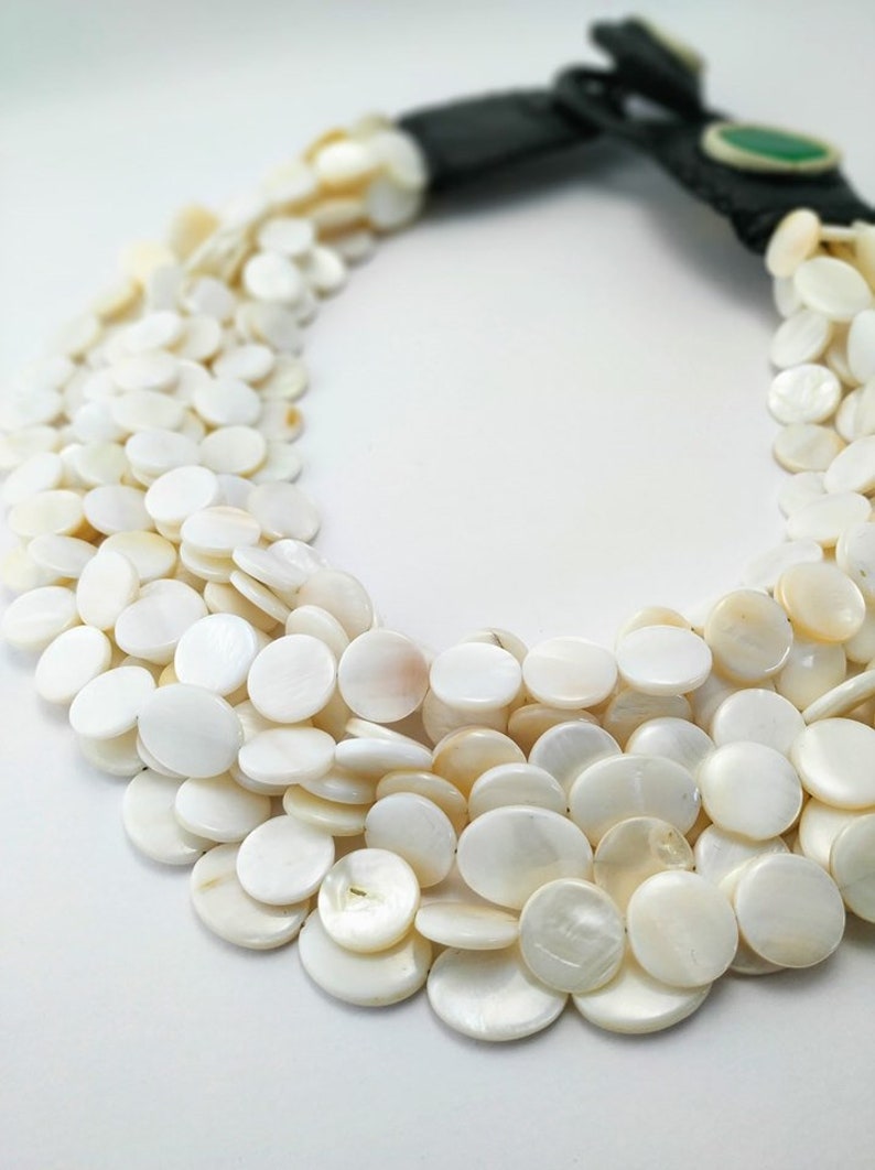 White Mother of Pearls Necklace Multi-Strand Disc Shell Necklace Mother of Pearl Necklace Green Agates Statement Leather Necklace