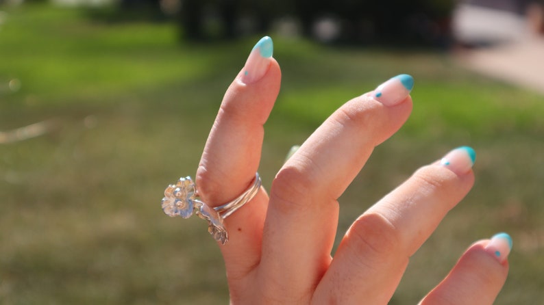 Dainty Sterling Silver Flower Ring, Unique Solid 925 Statement Ring, Minimalist Flower Ring, Wedding Silver Ring, Luxury Jewelry for Her image 5