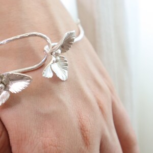 Handmade 925 silver flower bracelet, Hammered silver bracelet, Elegant minimalist bracelet for women, One of a kind jewelry set, Gifts ideas image 6