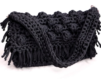 Black Fringe Purse Crossbody Crochet Bag, Hand Knitted Shoulder Evening Women&#39;s Bag, Unique Luxury Knitting Bag, Bohemian Fringe Purse Bag