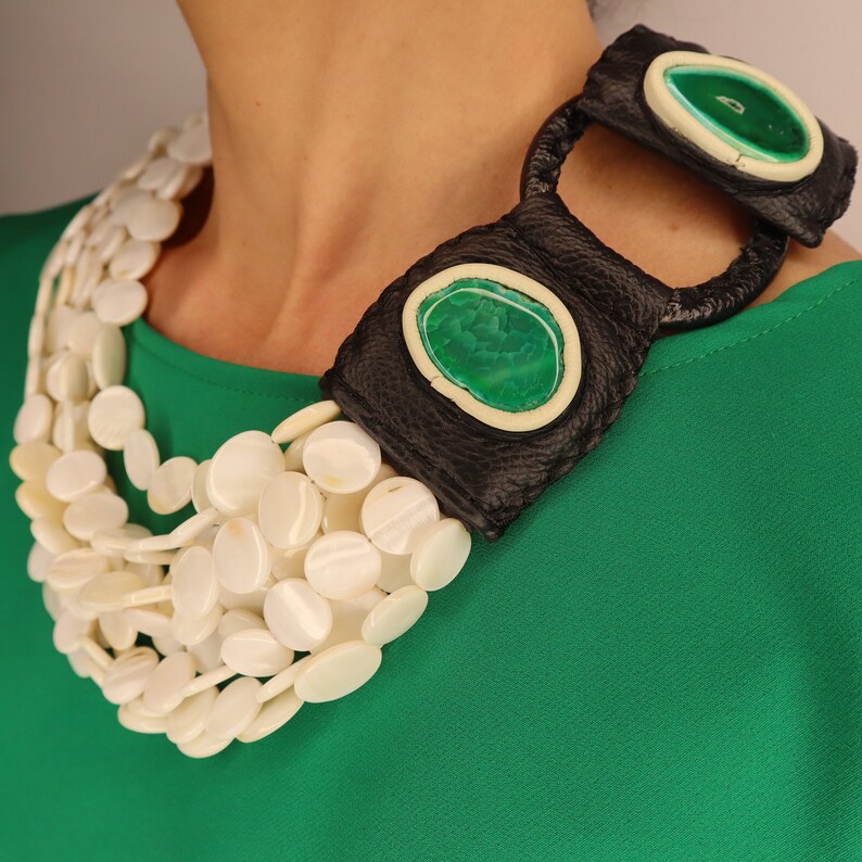 White Mother of Pearls Necklace Multi-Strand Disc Shell Necklace Mother of Pearl Necklace Green Agates Statement Leather Necklace
